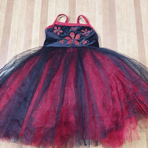 Kids Girls Cute Little Red & Black Ballerina Costume - Picture 1 of 9